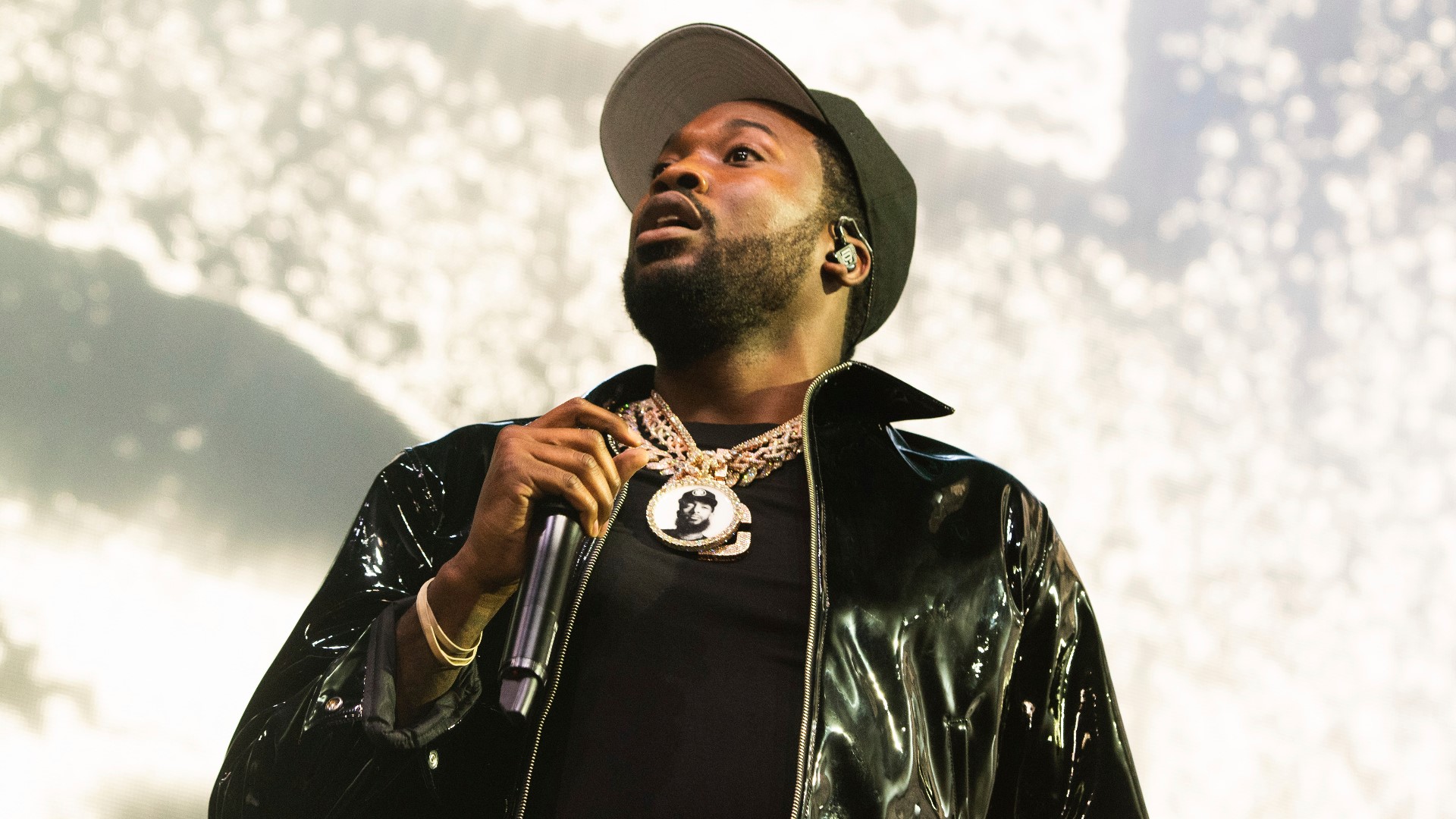 Rolling Loud fest drops 5 rappers at request of New York police | cbs8.com