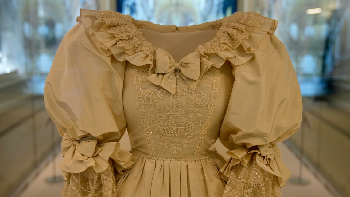 Princess Diana's wedding dress goes on display in London 2 Princess Diana's wedding dress goes on display in London