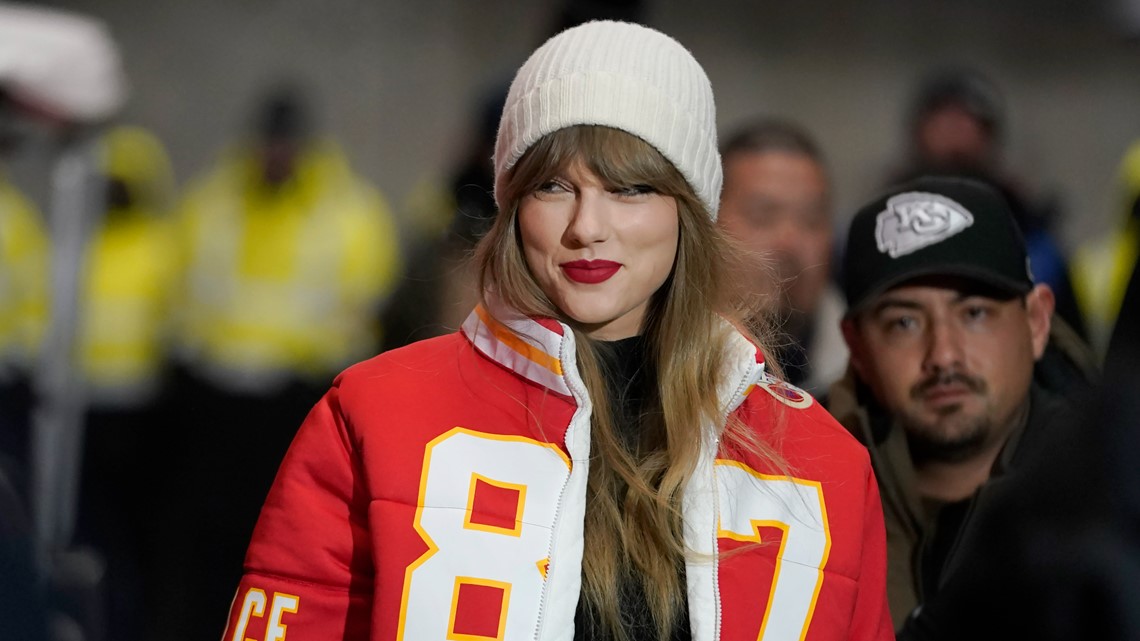 Taylor Swift-inspired outfits you can wear to a Super Bowl party - Good  Morning America