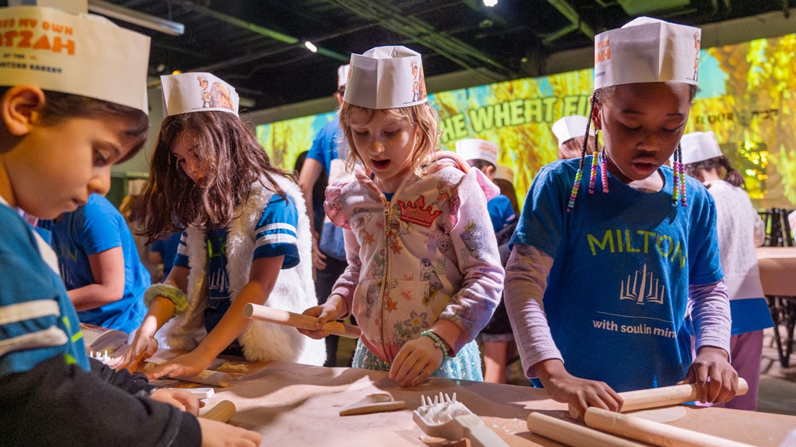 When does passover begin and end in 2024 cbs8
