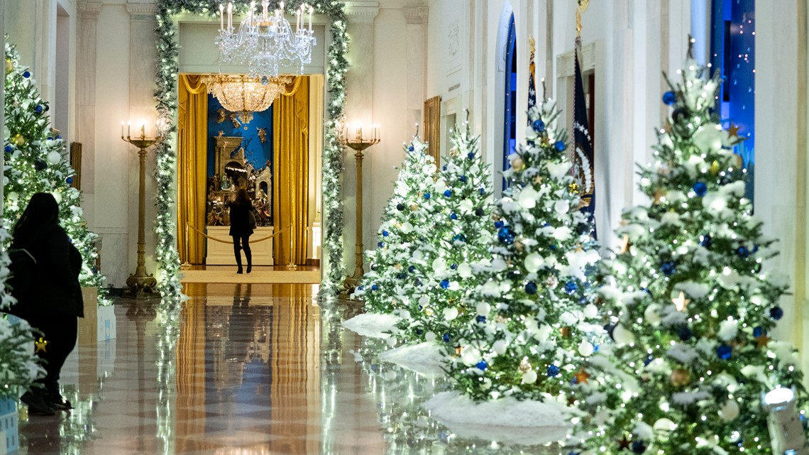 Biden S First White House Christmas Decorations Unveiled Cbs8 Com