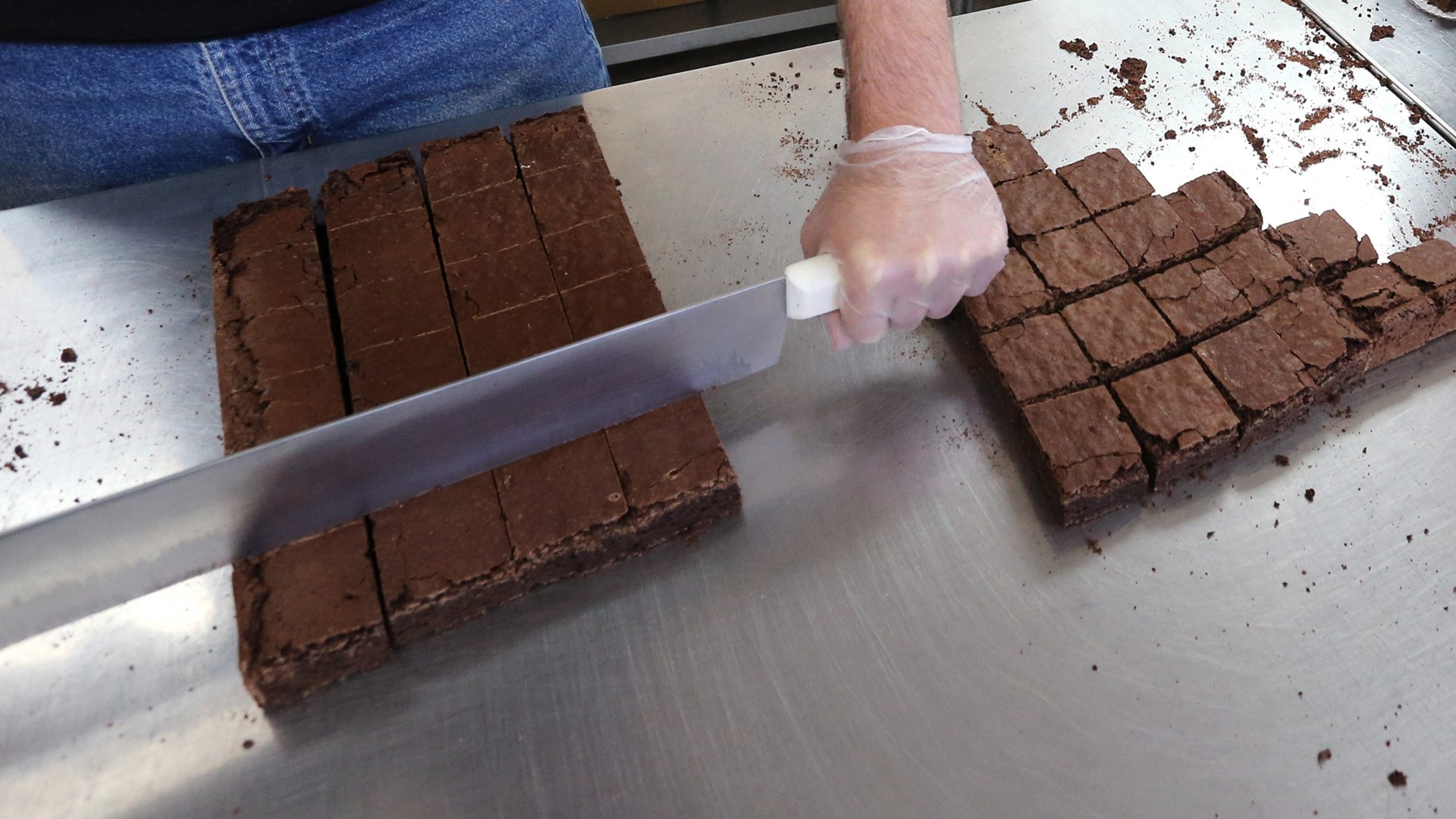 A new study finds chocolate appears to interfere with the ability to measure THC, the high-inducing chemical in marijuana. (AP)