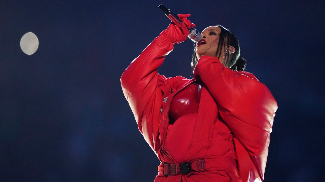 Rihanna gives first live performance in five years at Super Bowl Halftime  show: Watch