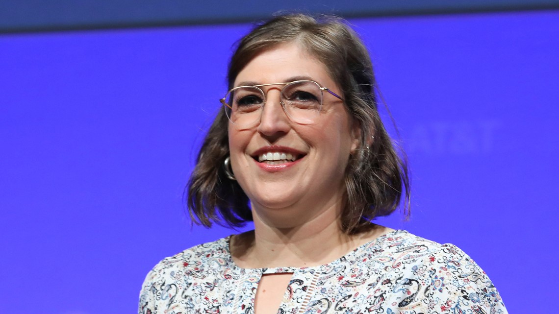 'Immense honor' | Mayim Bialik to guest host 'Jeopardy!' 1 'Immense honor' | Mayim Bialik to guest host 'Jeopardy!'