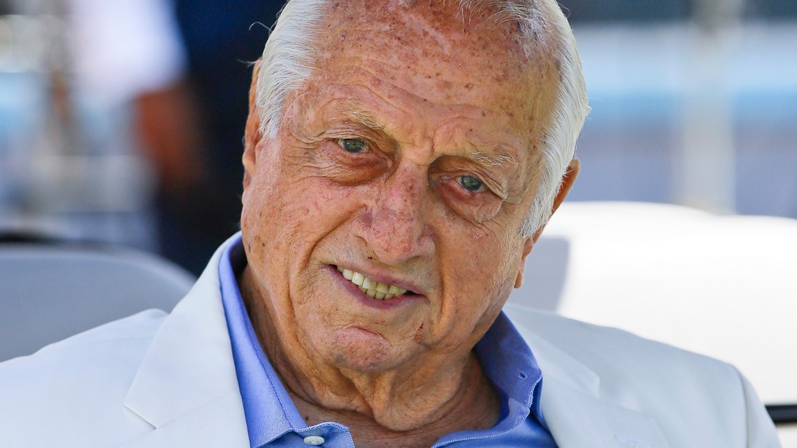 Hall of Fame Dodgers manager Tommy Lasorda dies at 93 - Vimarsana News