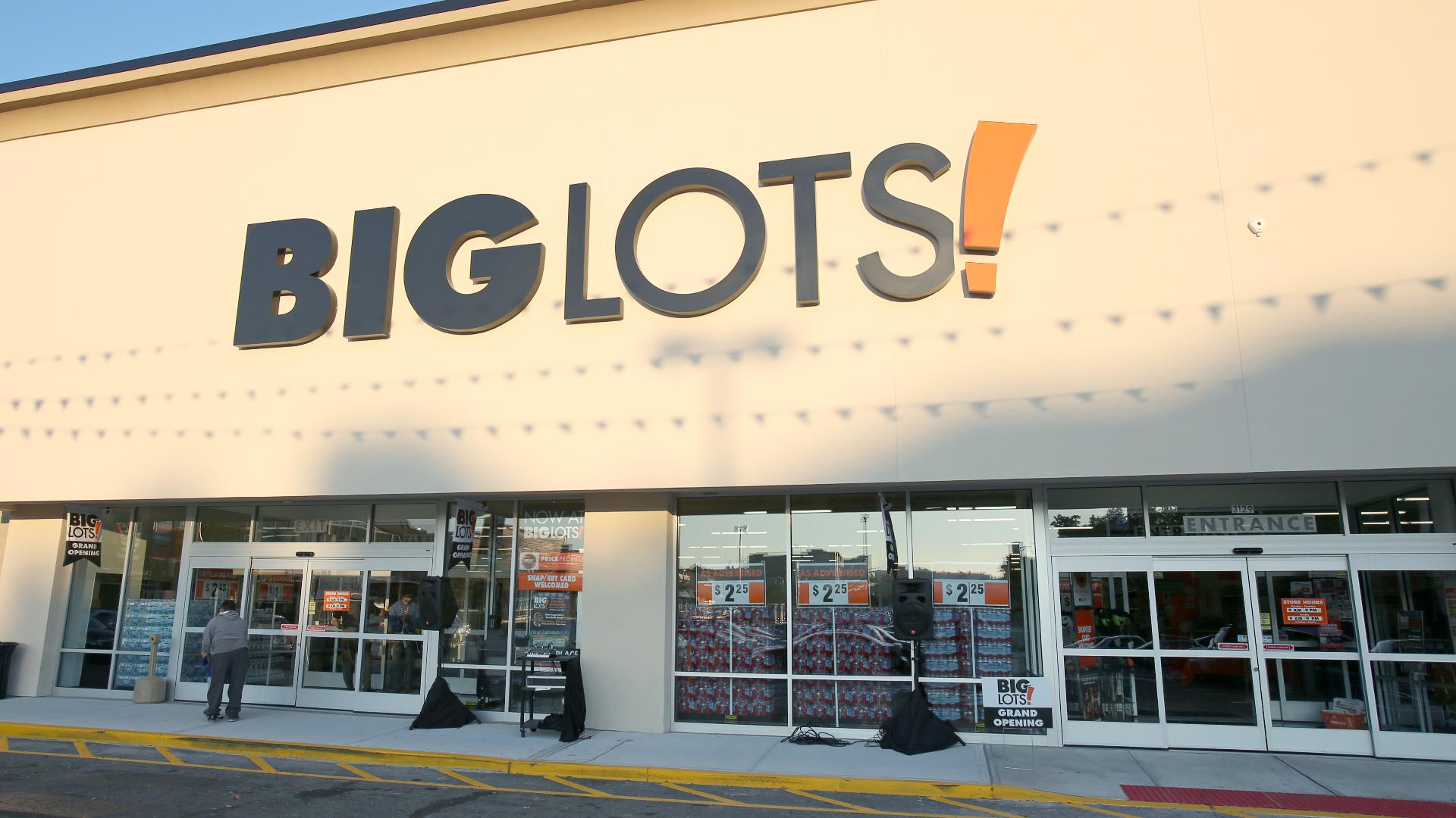 Big Lots agrees to last minute sale to save name, locations | cbs8.com