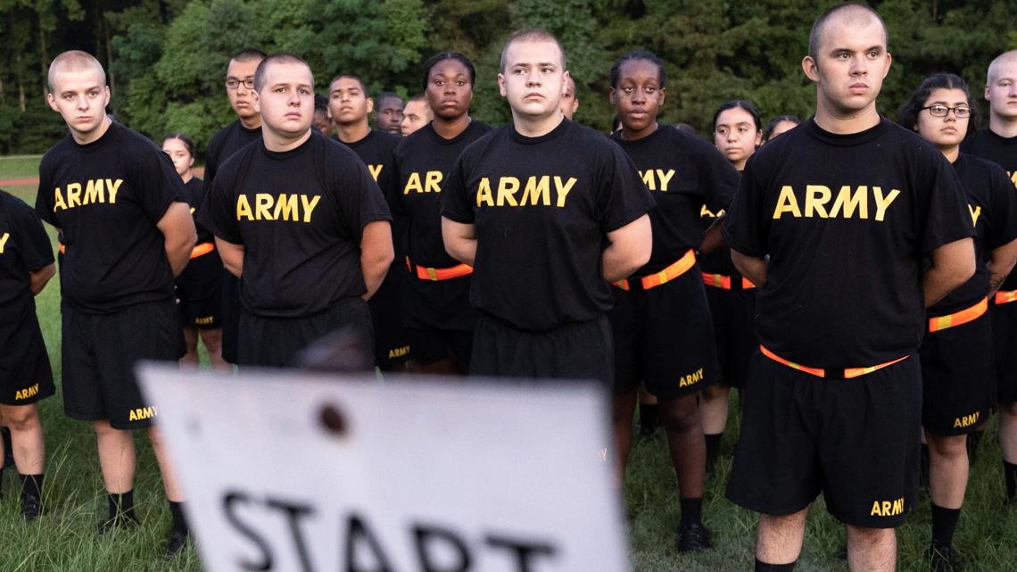 Pendaftaran otomatis untuk draf militer AS kemungkinan akan dimulai pada bulan Desember