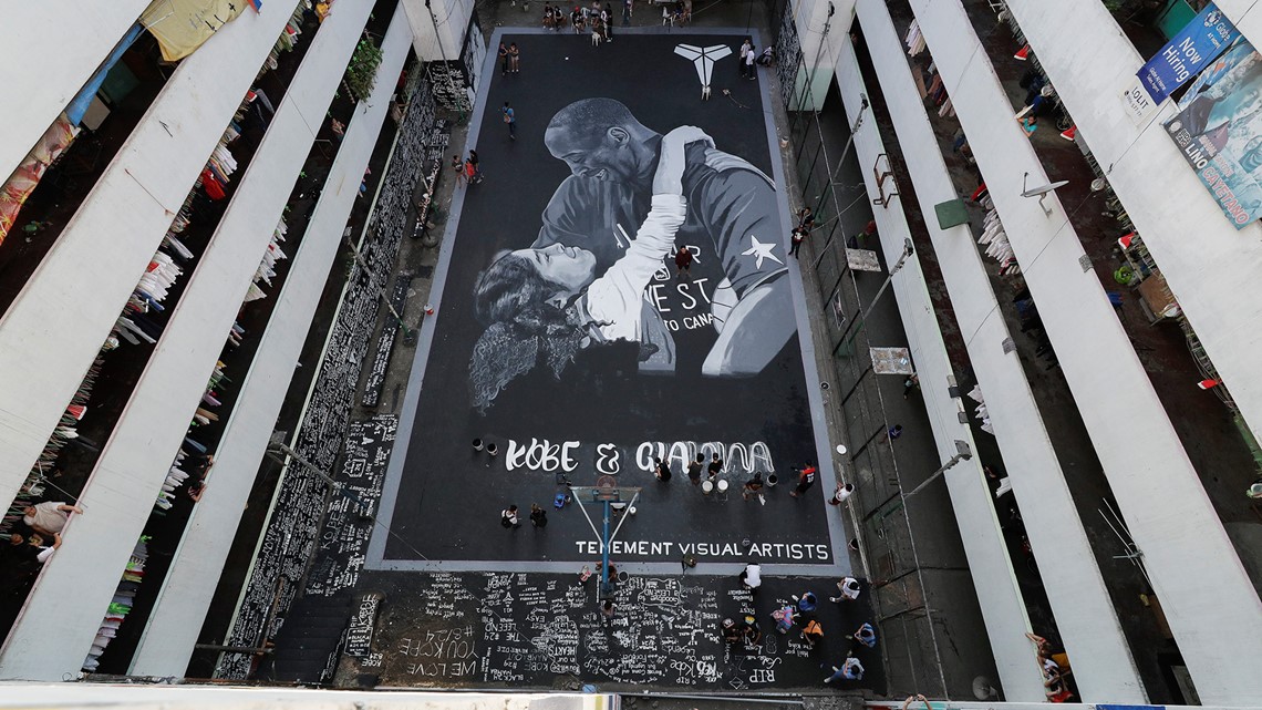 Stunning mural of Kobe Bryant, Gianna painted on Filipino court | cbs8.com