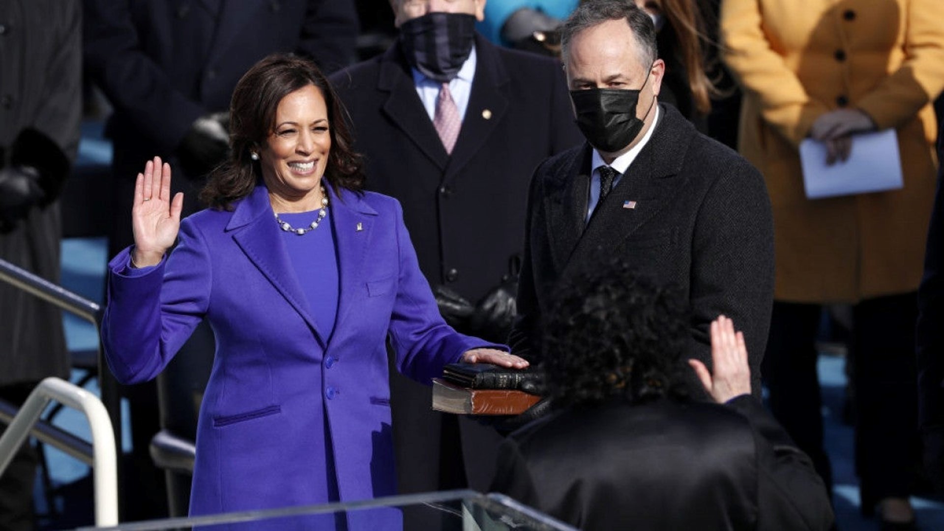 Kamala Harris' Inauguration Outfit Designed by Young Black Designer(02)