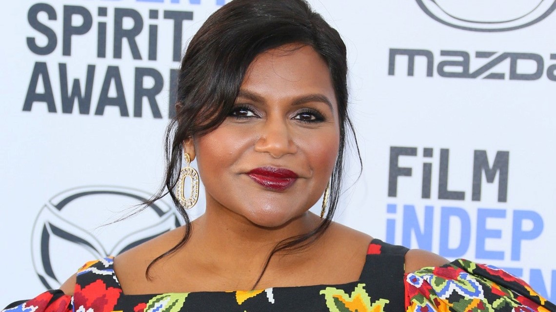 Mindy Kaling Says Being Pregnant During a Pandemic 'Was a Little Scary(02)