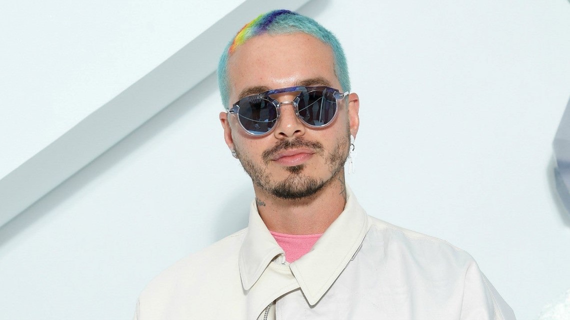 J Balvin Emotionally Reveals He's Struggling With 'Anxiety And Some ...