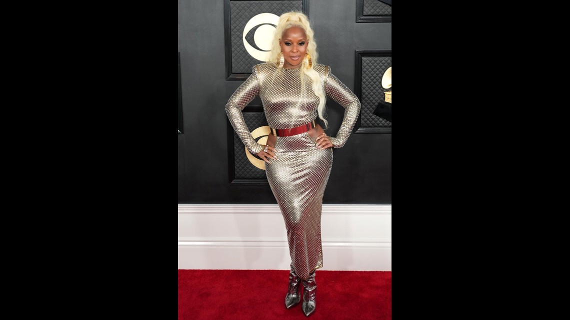 Mary J. Blige At Grammys 2023: Sparkly Silver Dress – Hollywood Life