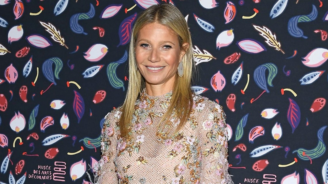 Gwyneth Paltrow Facial Porn - Gwyneth Paltrow Learns What 'Snatched' Means Thanks to Her Daughter Apple  and Kim Kardashian | cbs8.com