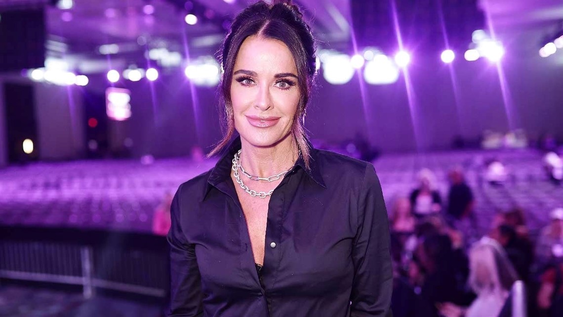 Kyle Richards Celebrates Her 55th Birthday With Getaway With