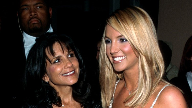 40+ Britney Spears Mom Pictures