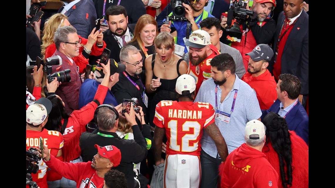 Travis Kelce's Teammate Mecole Hardman Jr. Reveals What Taylor Swift Told  Him After Super Bowl-Winning Catch | cbs8.com