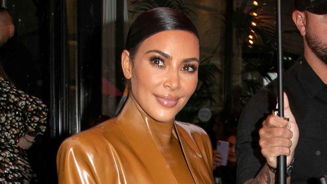 Kim Kardashian Sends $500 to 1,000 Fans on Twitter Ahead of the ...