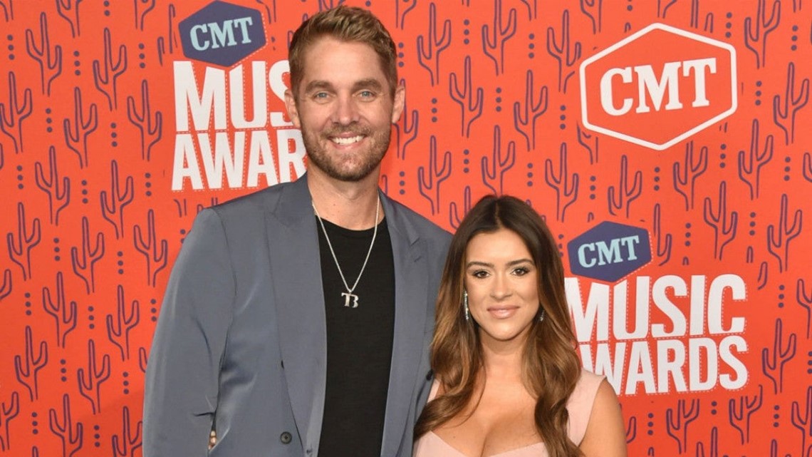 Country Singer Brett Young and Wife Taylor Expecting Baby No. 2 | cbs8.com