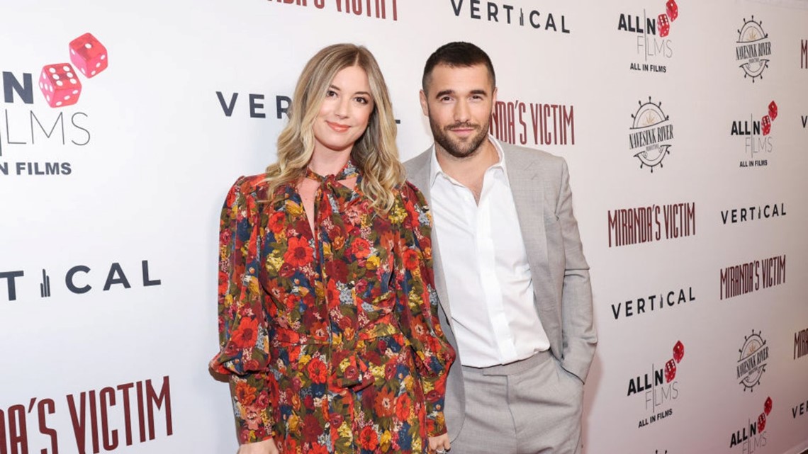 Emily VanCamp and Josh Bowman Baby No. 2