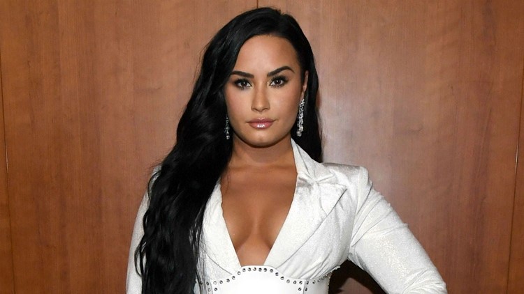 Demi Lovato Talks Identifying as Pansexual: 'I'm So Fluid Now' | cbs8.com