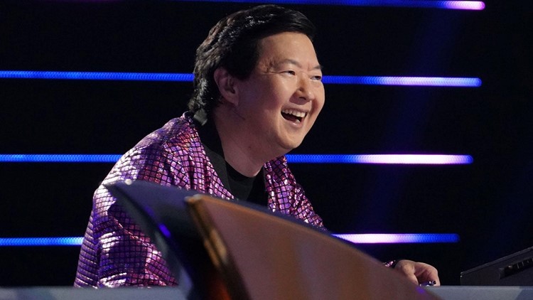 'The Masked Singer' Finale Sneak Peek: Ken Jeong Surprises Nick Cannon With 'Good Guess' (Exclusive)