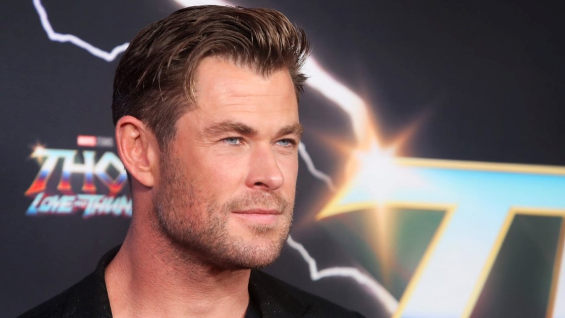 Chris Hemsworth Shares Photo of Daughter on Thor Set