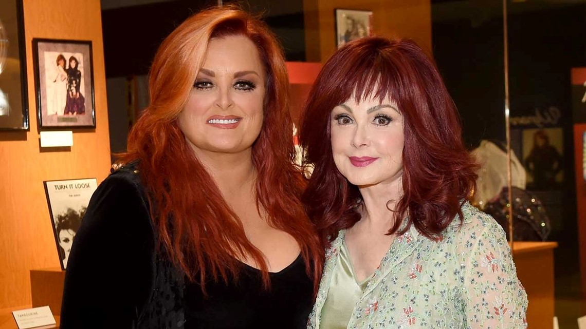 Naomi Judd tearfully honored at Country Music Hall of Fame induction