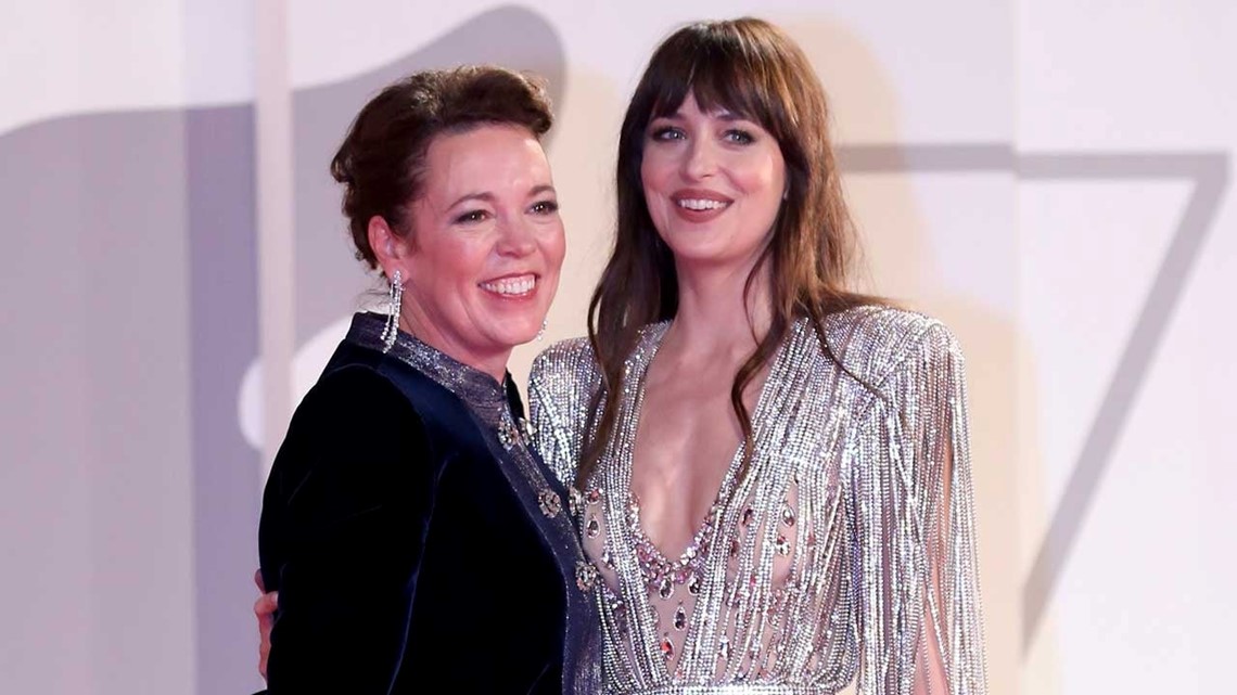 Dakota Johnson Gave Olivia Colman Her First Tattoo in a Hotel Room