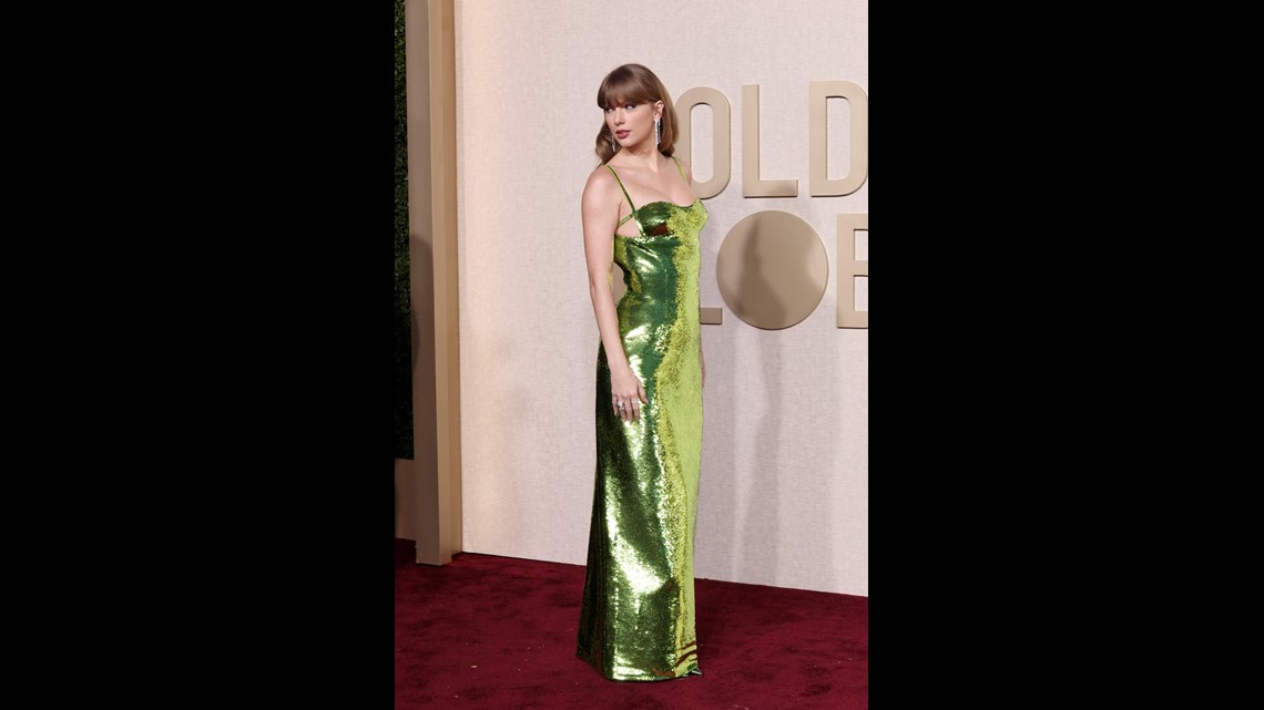 Taylor Swift Goes Green for 2024 Golden Globes as Travis Kelce Is Nearby  for Kansas City Chiefs Game | cbs8.com