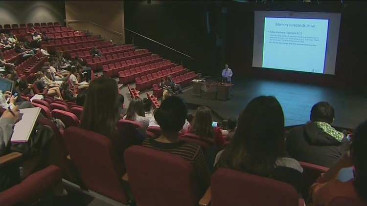 Proposal could allow Tijuana college students to pay in-state community college tuition