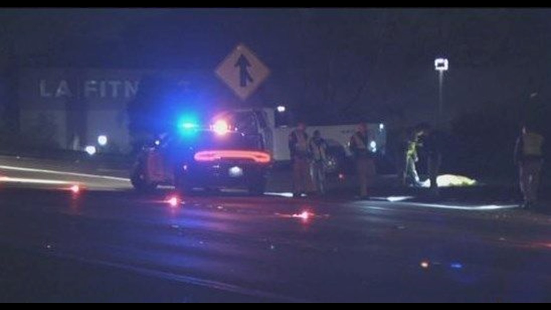 Pedestrian struck, killed on freeway in Chula Vista | cbs8.com