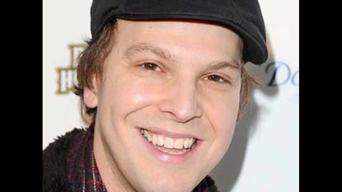 Gavin DeGraw home from hospital after NYC beating | cbs8.com