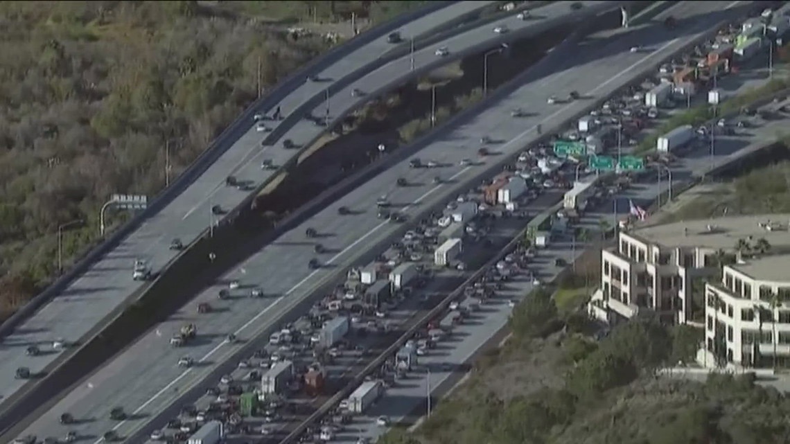 Lawmakers demand changes after 8hour closure on I5 traps thousands in