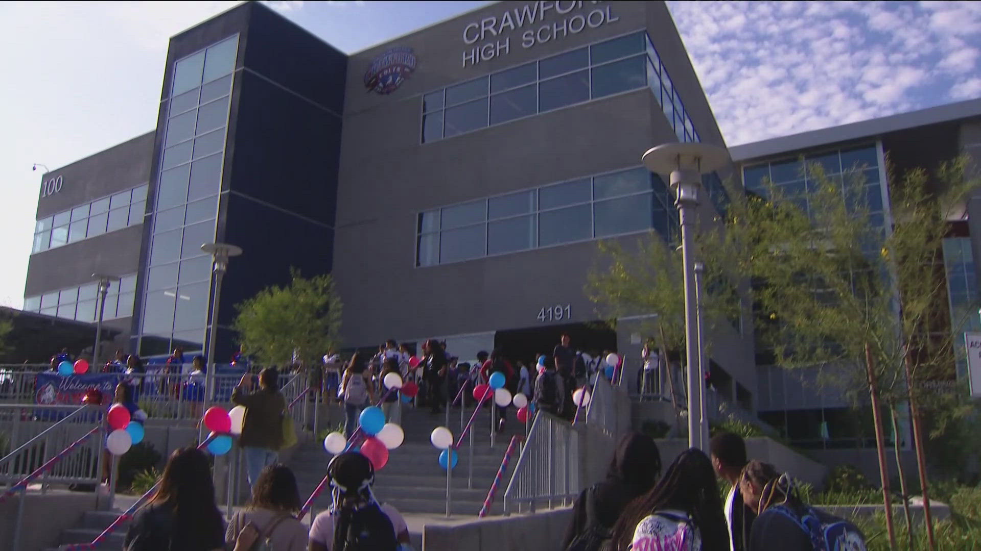 Over 95,000 in the San Diego Unified School District, headed back to the classroom Monday morning.