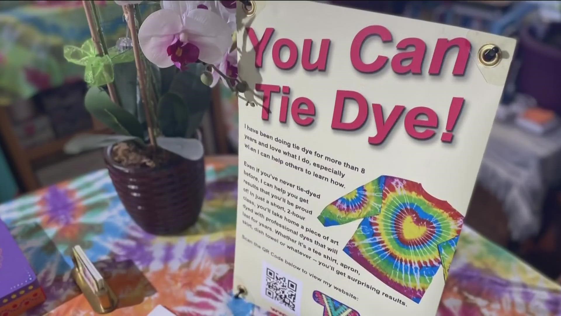 Stacey Smith-Bacon's company 'Fit To Be Tied' teaches the art of tie dye at parties and classes.