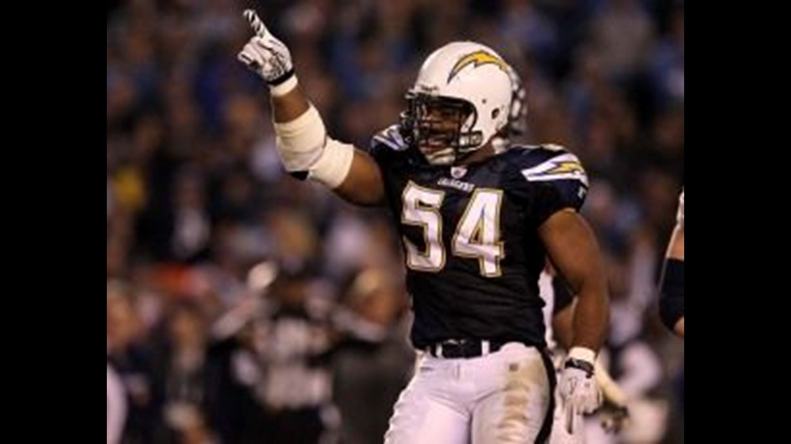 San Diego Chargers release LB Takeo Spikes 