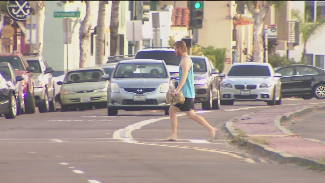 Newsom signs law decriminalizing jaywalking - Vimarsana News