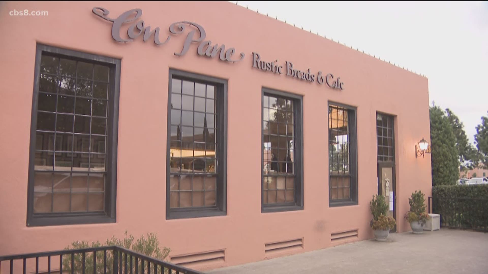 An immigration raid forced the abrupt shutdown of Point Loma’s Con Pane Bakery and Cafe.