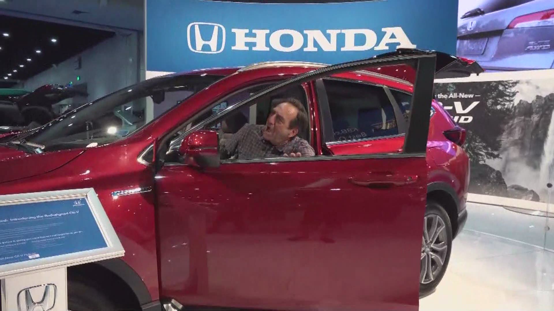 Honda CRV Hybrid at the San Diego Auto Show