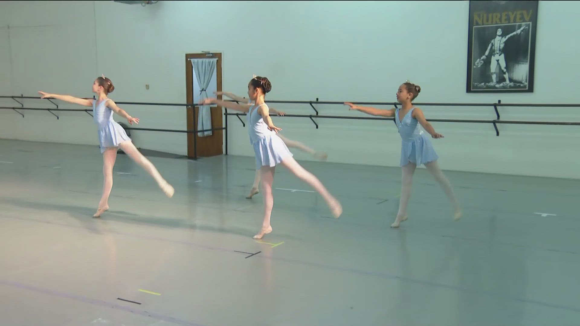 San Diego Academy of Ballet and Theatre Performance provides professional training and coaching to dancers without the competitions. sandiegoacademeyofballet.org