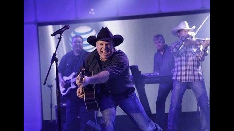 Garth Brooks to Play First San Diego Concert in Nearly Seven Years