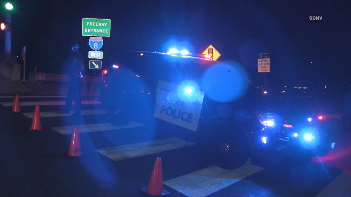Woman killed in motorcycle crash in La Mesa, 2 other riders flee | cbs8.com