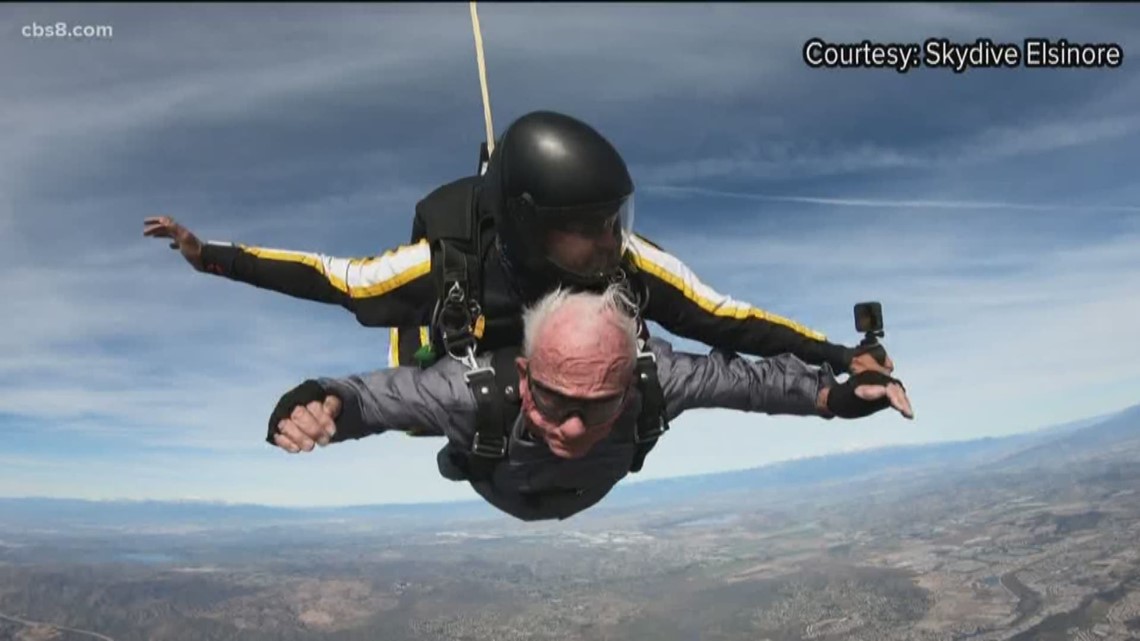 Veteran goes skydiving in Lake Elsinore to celebrate 90th birthday