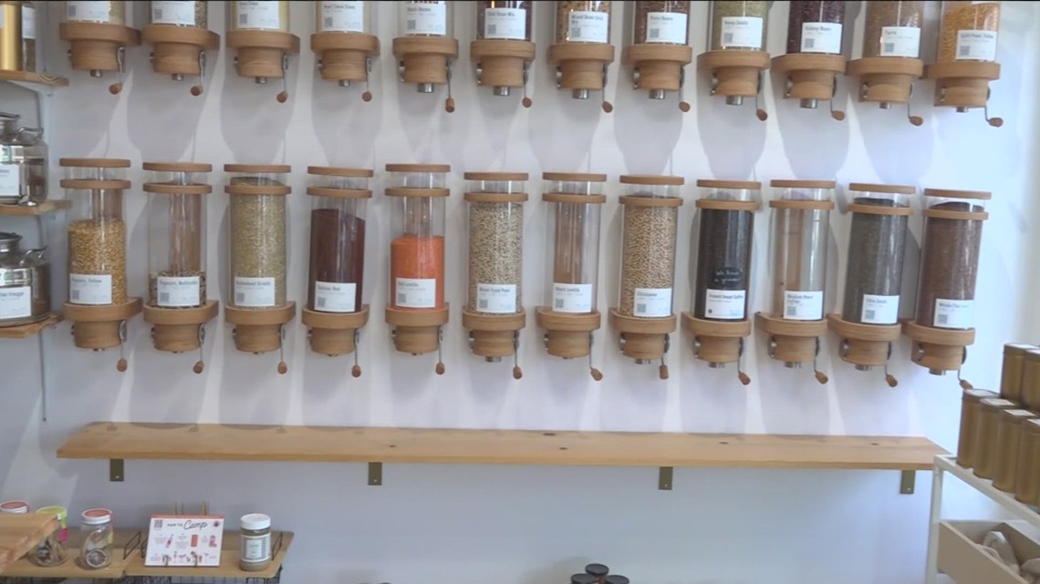 Local Scoop Zerowaste grocery store in North County San Diego