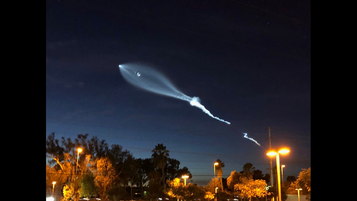 Spacex Rocket Launch Lights Up The Southern California Sky 