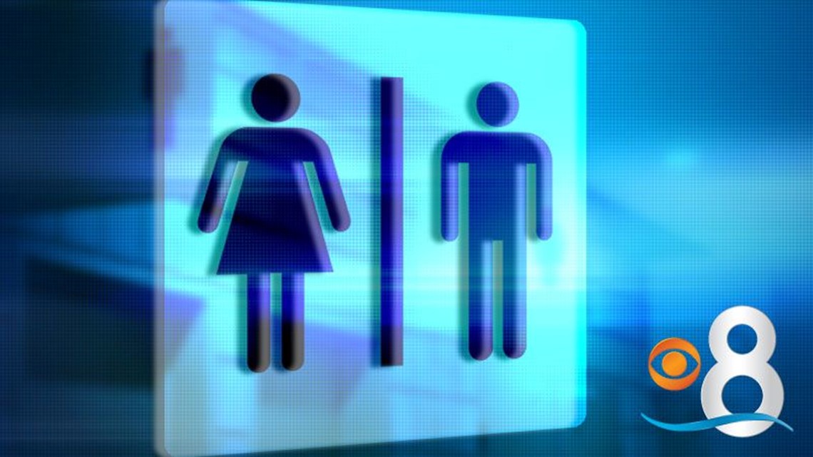 California lawmakers pass genderneutral restrooms bill(02)