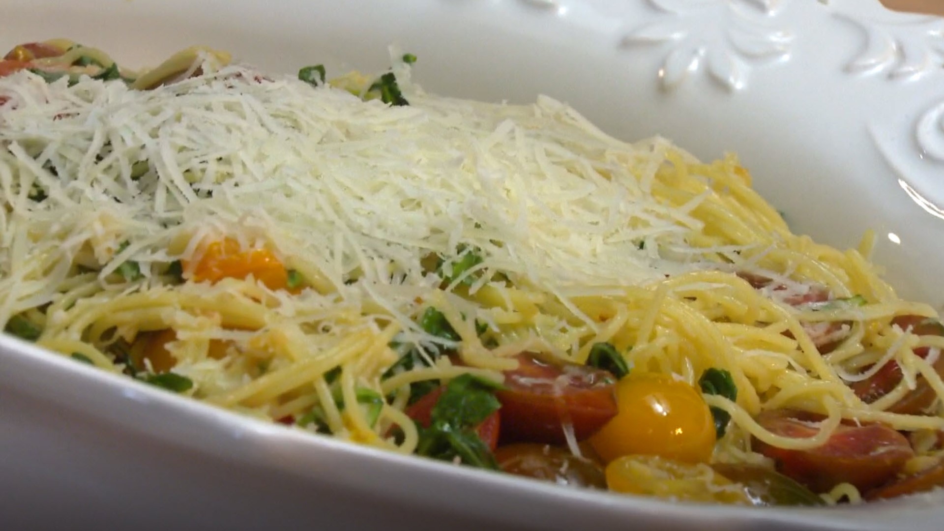 Cooking With Styles Angel Hair Pasta With Arugula And Heirloom Tomatoes Cbs8 Com
