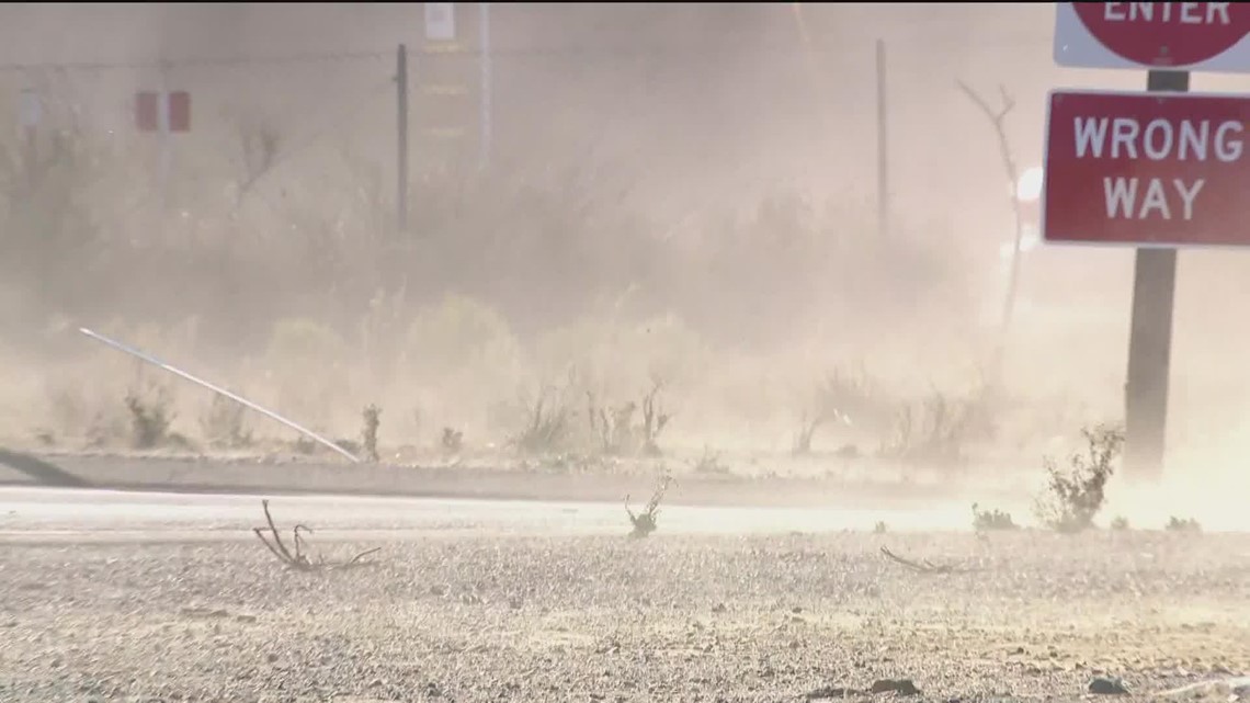 Hazardous gusty Santa Ana winds return to San Diego, prompts school ...