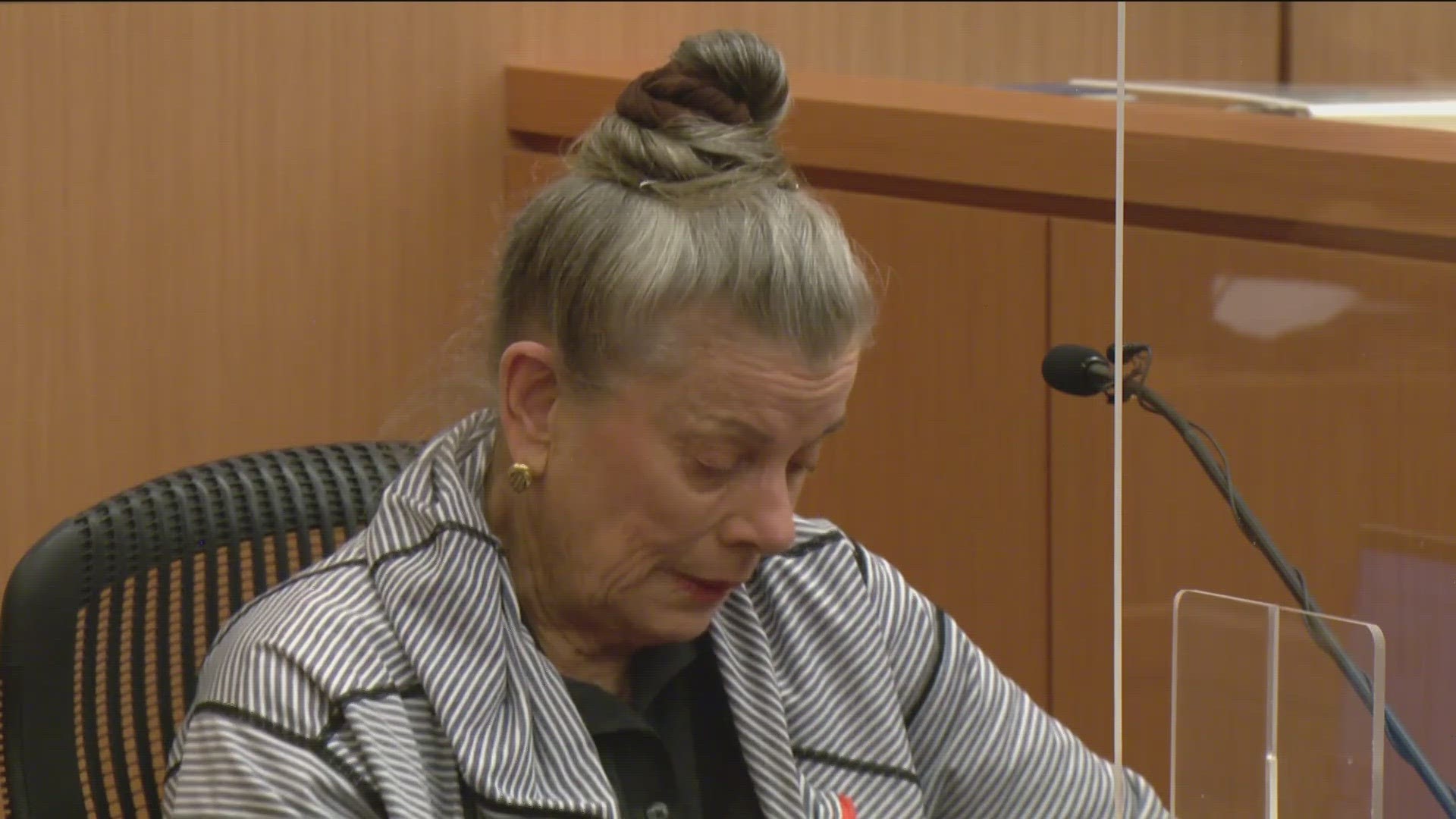 Dr. Clark Kelly's widow was the first witness on the stand Thursday.