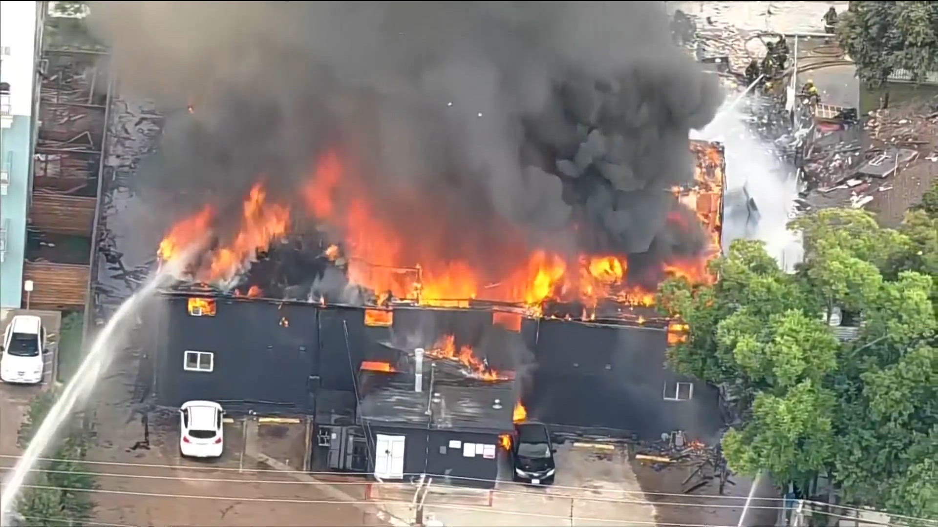 Search continues for missing people after deadly Dallas apartment fire ...